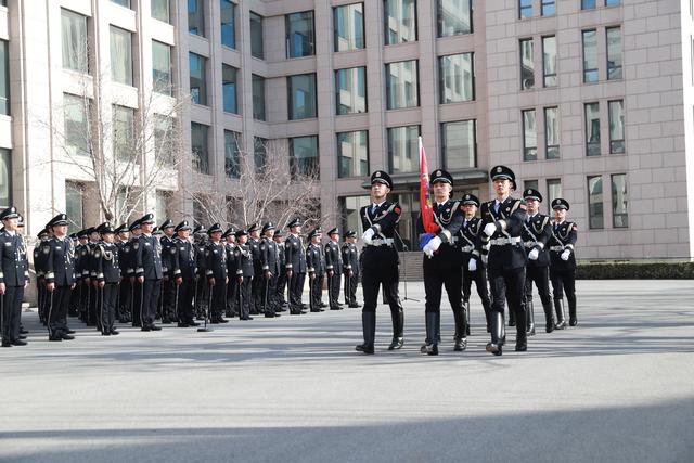 全国公安机关热烈庆祝中国人民警察节