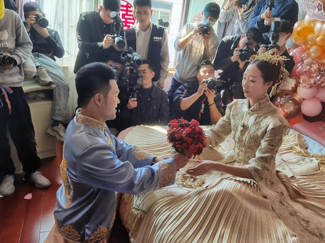 超甜！今天，石智勇在宁波结婚了