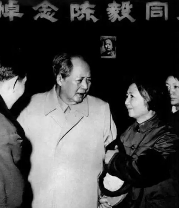 陈毅临终前，坚持为毛主席庆生，女儿陈珊珊回忆：父亲点名要吃面