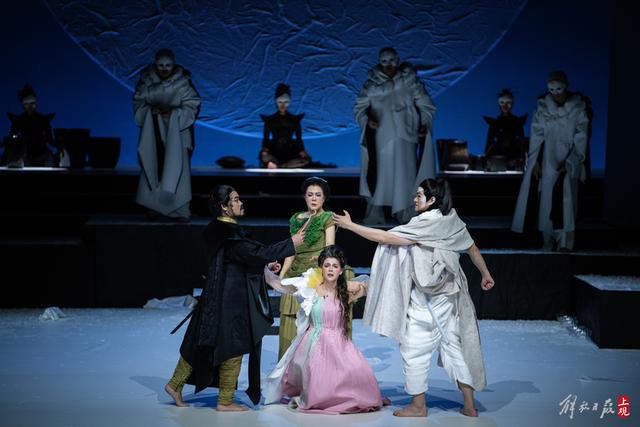 旧作新排首登上海舞台，谭盾以茶为名演绎歌剧《茶魂》