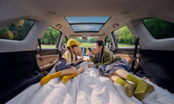 蓝电E5荣耀版上市9.98万元起：四大升级诠释“电比油低”让您爱上驾驶