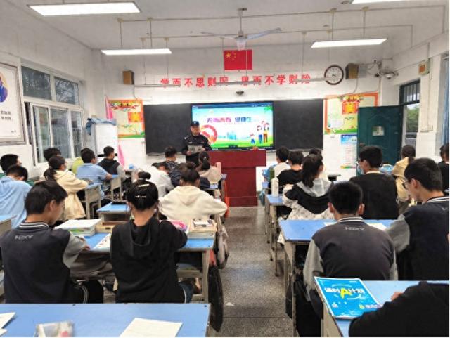 淮北市西园中学开展“无毒青春，健康生活”主题宣传教育活动