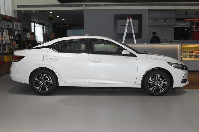 预算13万,卡罗拉和轩逸二选一,到底谁更值得入手?