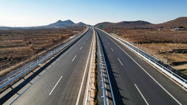 费县到滕州通行时间缩短50分钟,临滕高速这一段通车