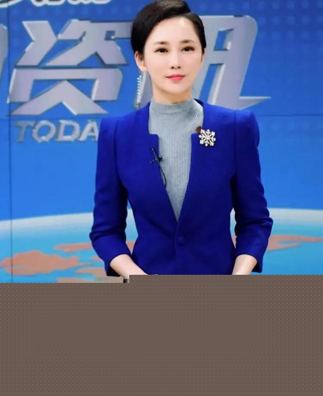 河北电视台12位美女主持人，方琼姐姐温柔大方