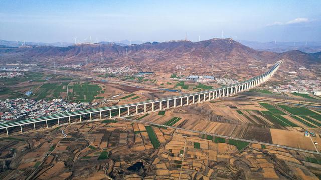 费县到滕州通行时间缩短50分钟,临滕高速这一段通车