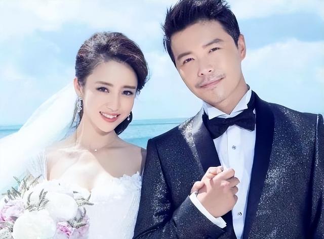 佟丽娅带儿子度假,9岁朵朵个头猛蹿瘦好多,可惜还是更像陈思诚