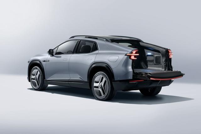 可变形的汽车!家庭大玩具!长安启源E07上市售价19.99万元起