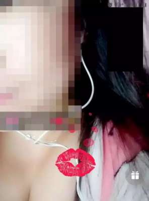 搜狐美女直播(女主播每晚直播不堪表演，13岁儿子就在隔壁房间)