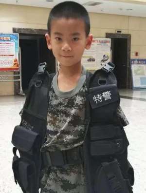 牛牛小美女(警营里的“小牛牛”)