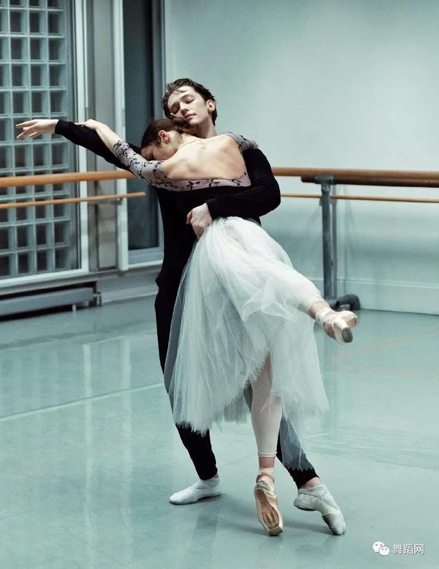 安利一组双人舞蹈照片,美扑面而来
