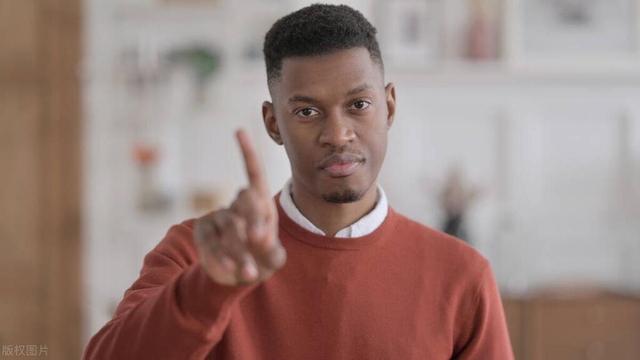 黑人外教杀害美女校花,表面光鲜内心歹毒!跨国师生恋酿成悲剧