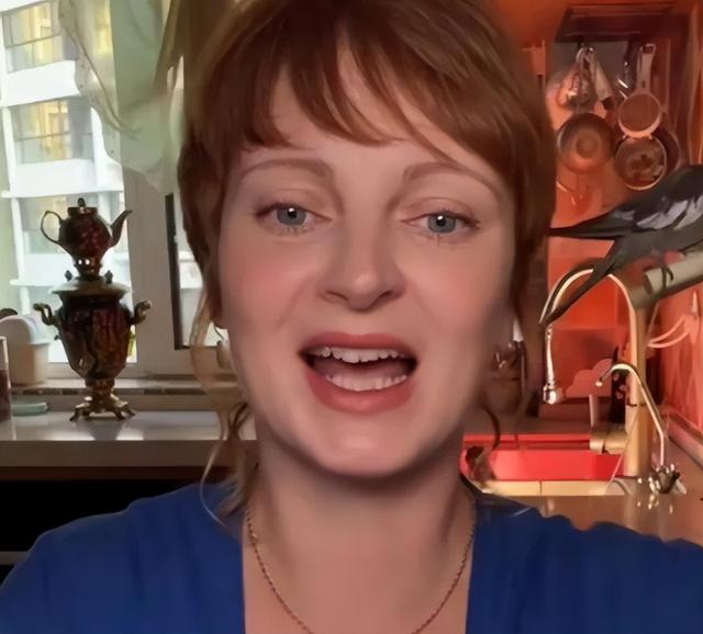 俄罗斯美女,不要车不要房,听从父亲遗言,远嫁中国,变成赢家