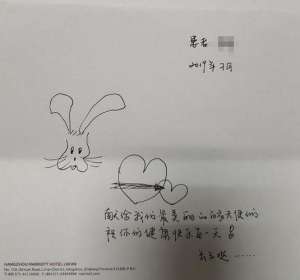 美女现场拉稀(女子腹泻以为吃坏了，但医生坚决不让她走结果当晚真出事了)