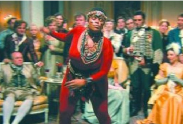 非洲女孩巴特曼:身材奇特供欧洲人观赏,死后成为标本展览200年