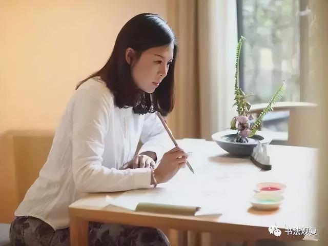 10位美女书法家写小楷,请欣赏。