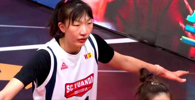 四川女篮总冠军悬了,李梦惨遭昔日队友围剿,恐第二战无力翻盘