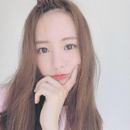 泰国舔冰妹气质太甜美,伸可爱小舌头让网友想入非非