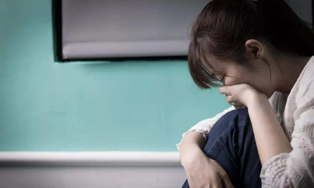 “旗袍女神”最美校长胡红梅:从天堂到地狱,只因“抄得太狠”