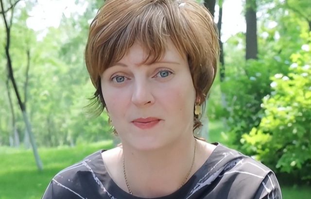 俄罗斯美女,不要车不要房,听从父亲遗言,远嫁中国,变成赢家