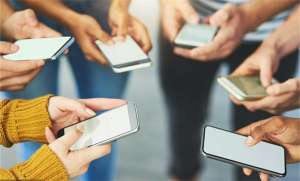 美女骗过(受骗金额小就不会报案？假扮美女网骗数十人，这帮人被起诉)