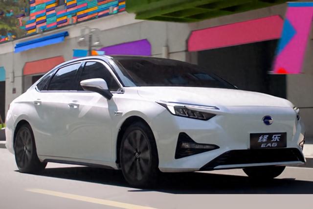 补贴力度大、颜值档次高!这4款十万级的纯电家轿,都是代步首选