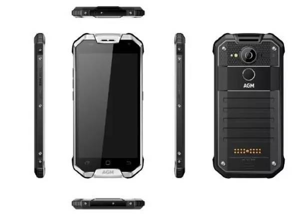 相比国产车和茅台,《战狼2》里面吴京用的这手机才叫牛X!