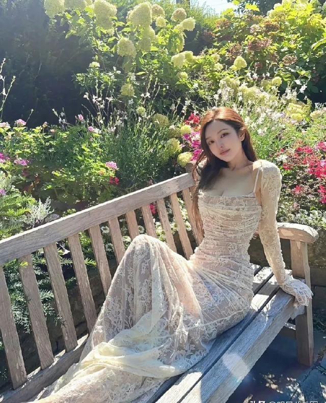 身材惹火的周扬青!难怪能俘获1米83大帅哥!两人绝配(附写真)