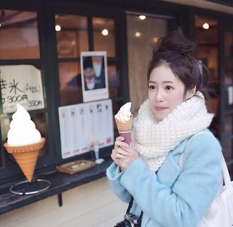 泰国舔冰妹气质太甜美,伸可爱小舌头让网友想入非非