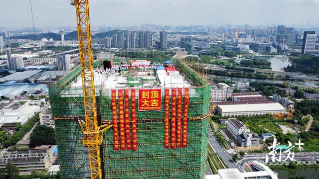 虎牙全球研发总部封顶,预计2025年底竣工验收