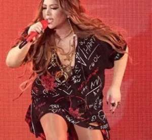 张惠妹美女(48岁张惠妹终于减肥？近照体重终于下200斤，穿短裙腿细多了)