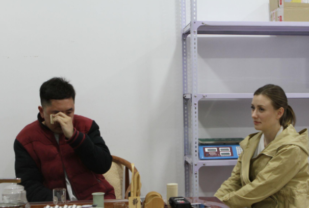 俄罗斯美女,不要车不要房,听从父亲遗言,远嫁中国,变成赢家