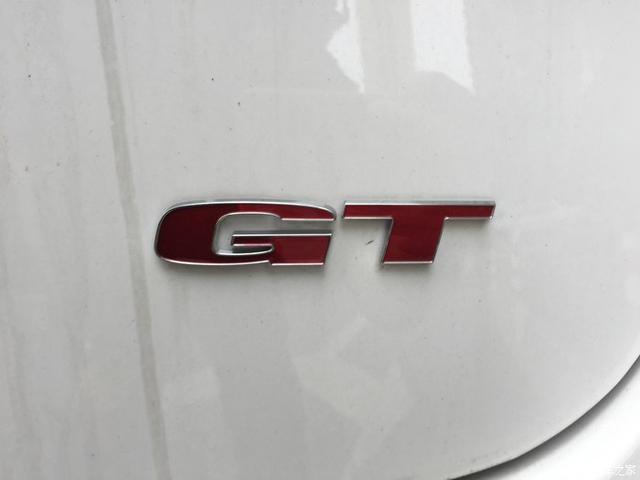 2016款MG锐行正式上市,售价7.79-11.29万