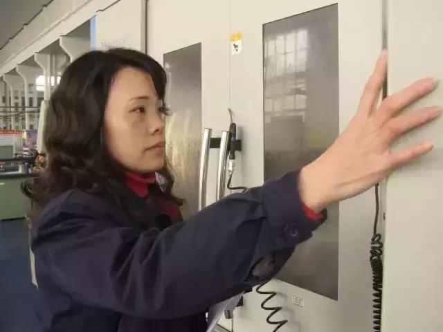 “湘女数控第一人”!湘潭妈妈把高精尖玩出了新高度