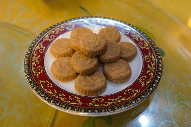 西藏旅游不可错过的藏式餐厅,品美食长见识,藏族美女能歌善舞