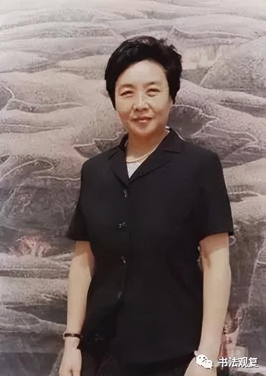 10位美女书法家写小楷,请欣赏。