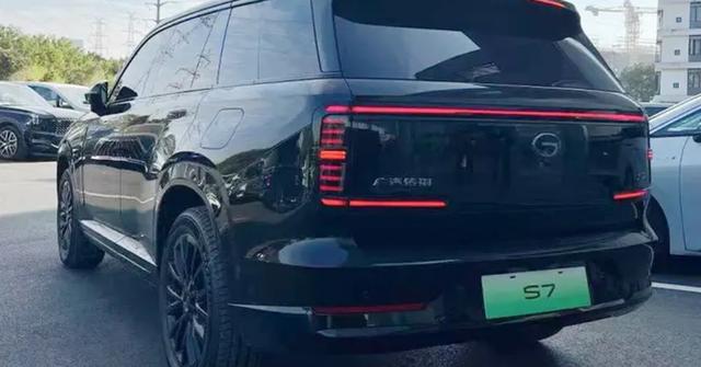广汽传祺明年推出四款新车，S7设计酷似路虎揽胜