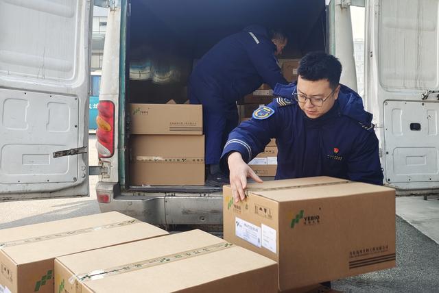 省内快递当日达！汽车总站速递业务迎来节前小高峰