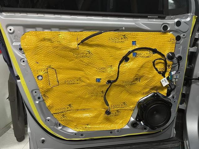 静音安心 银川元音改吉利博越L汽车隔音改装大白鲨