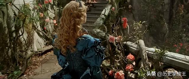 电影《美女与野兽》:满足你对法式浪漫的幻想,尤其是“玫瑰”!