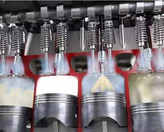 汽车排气管总滴水?不一定是发动机出问题了,可能是这个原因