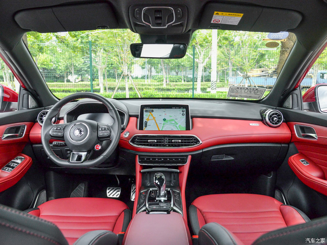 名爵HS:360度全景影像+自适应巡航,轴距超过2.7米,国产真香