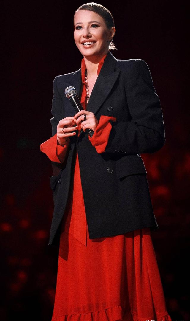 俄罗斯15位电视节目女主持人，每位女主播都身材绝佳