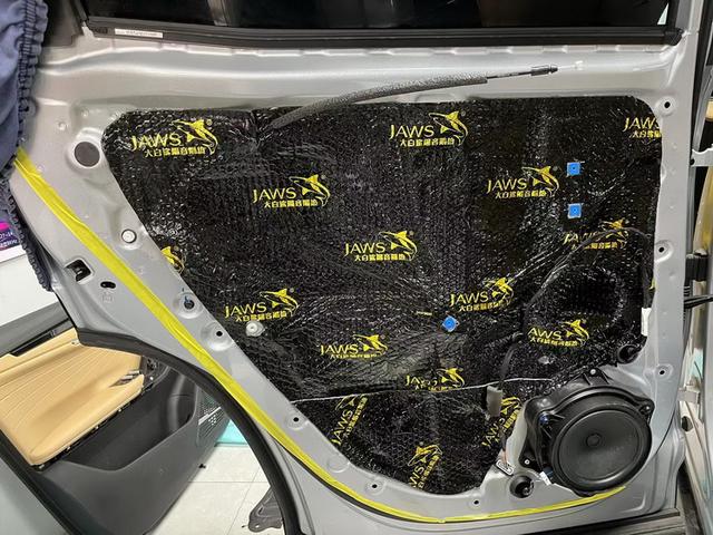 静音安心 银川元音改吉利博越L汽车隔音改装大白鲨