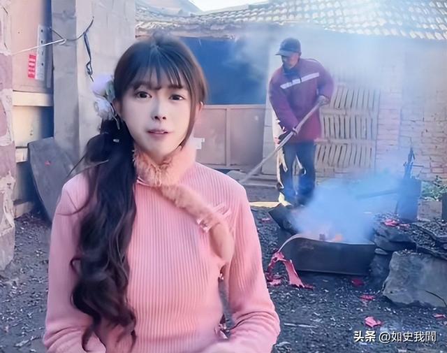 美女开直播放炮,衣服破洞、脸被崩得黢黑,网友:灾难中的天使