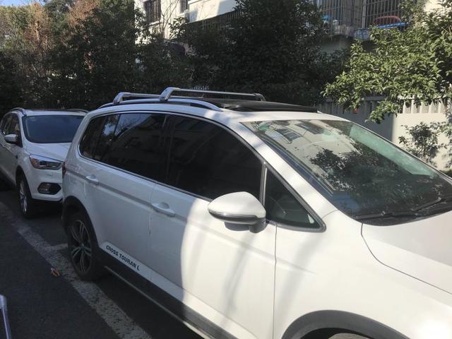 漂亮又实用,大众途安L加装行李架,就是油耗升高了
