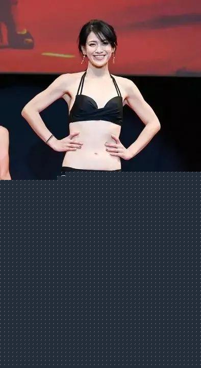 日本52岁泳装美女选美大赛夺冠 这颜值身材简直惊艳