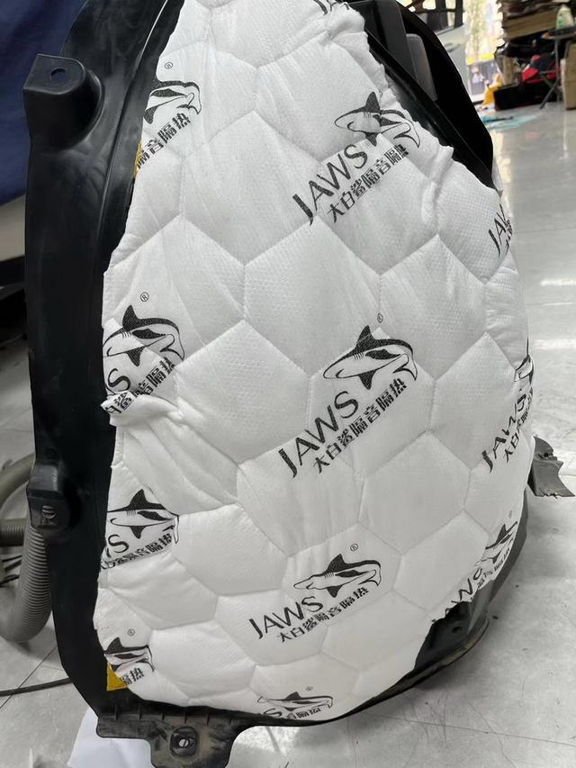 静音安心 银川元音改吉利博越L汽车隔音改装大白鲨