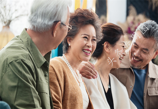 25岁女子相亲34岁男子,称女孩的胸小,女方直言:看你就是阳痿