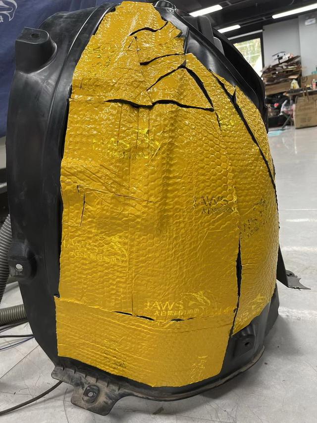 静音安心 银川元音改吉利博越L汽车隔音改装大白鲨